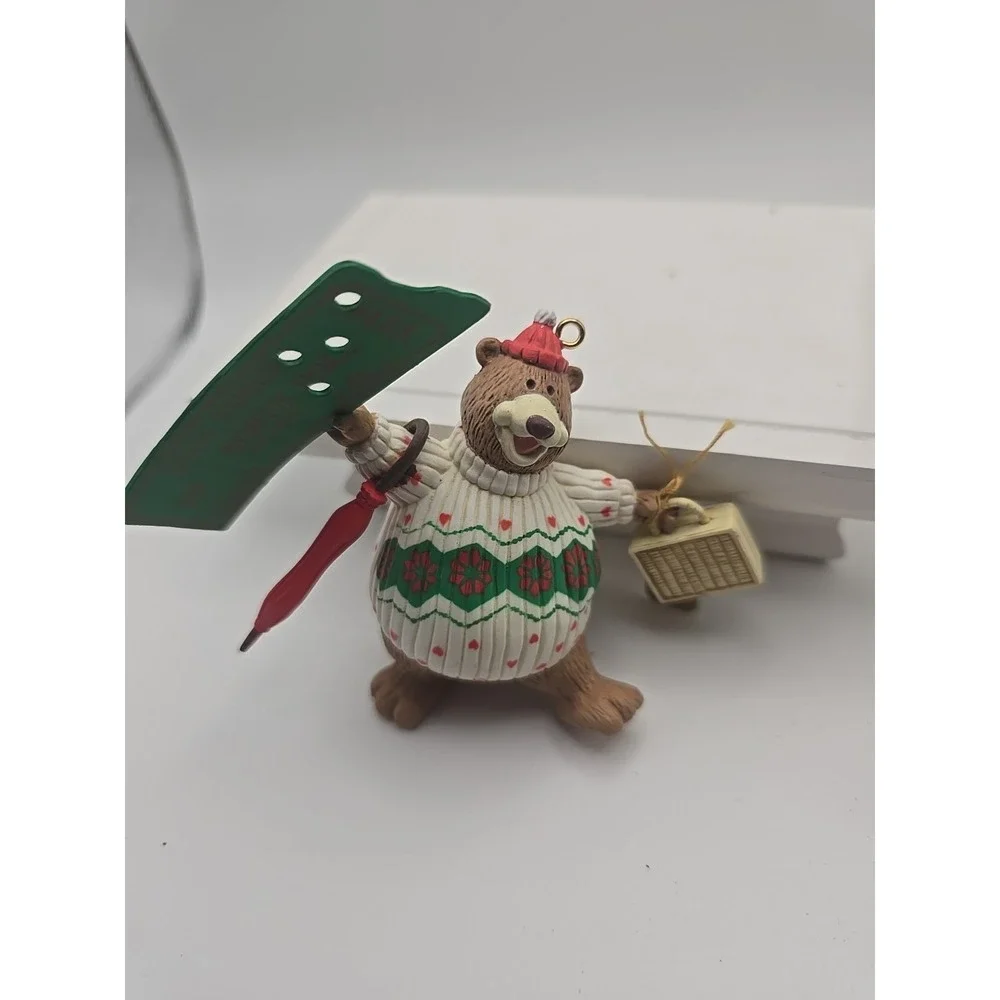 ENESCO‎ CHRISTMAS ORNAMENT: NORTH POLE HERE I COME!  1990 BEAR ON HIS WAY!